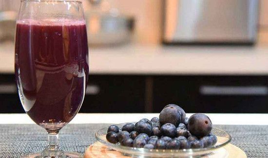 葡萄水滴在衣服上怎样洗才能洗掉?