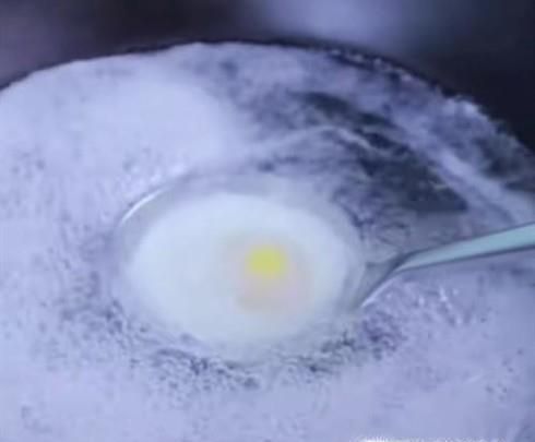 做水煮荷包蛋的技巧方法