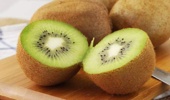 香蕉和猕猴桃能一起吃吗