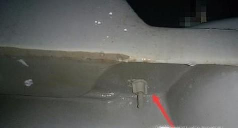 如何换马桶盖，自己动手好简单