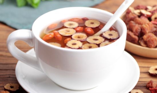 人参枸杞泡水可以天天喝吗吗