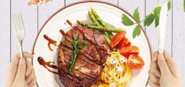 最正确的西餐餐具刀叉的用法/西餐刀叉怎么拿