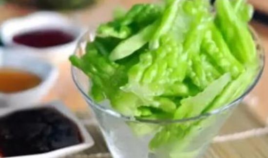 新鲜苦瓜可以泡水喝吗