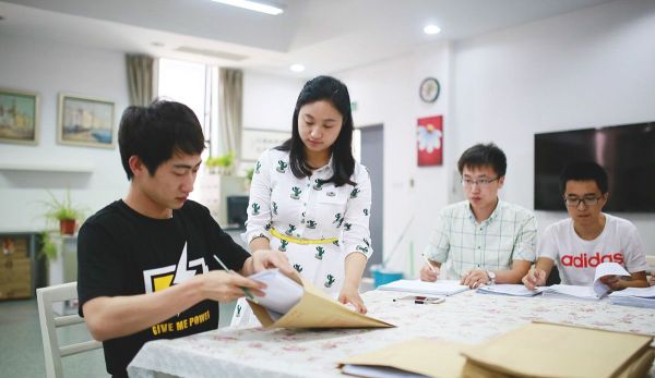 高中档案袋里有什么？