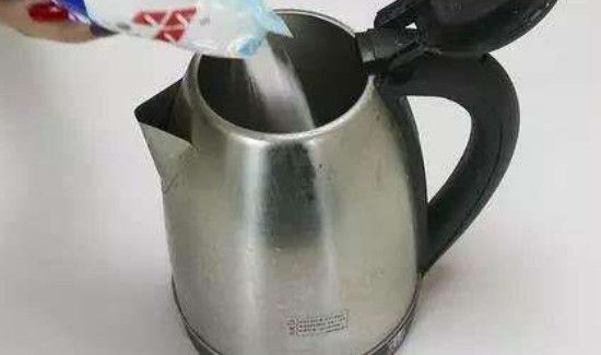 烧水壶怎么去水垢最快