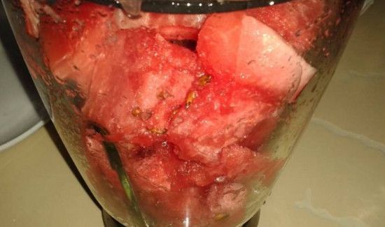 如何榨西瓜汁要加水吗