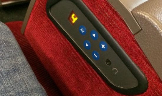 高铁的座位怎么调后背