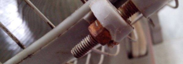 严重生锈的螺丝怎么拧开