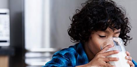 牛奶不能和什么一起吃