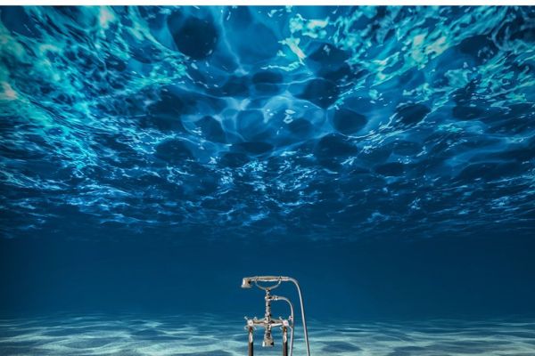 水的波纹为什么是圆的？