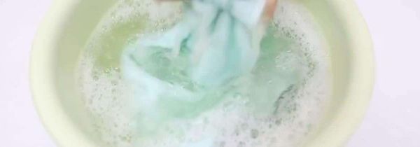 毛巾上面有黑色斑点怎么去除