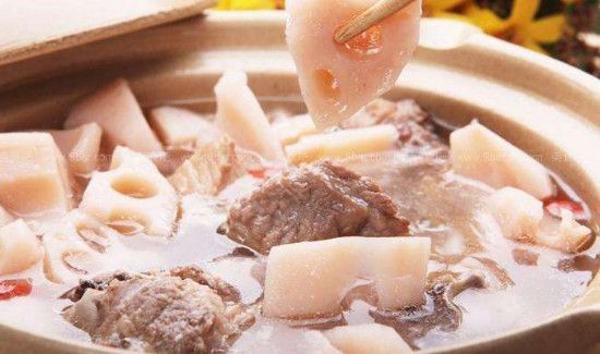 莲藕和红萝卜可以一起炖排骨吗