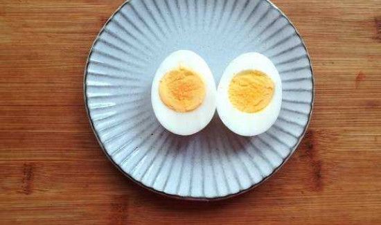 切开的鸡蛋能不能微波
