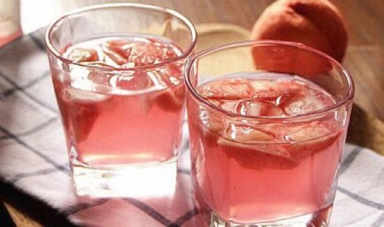 桃子可以榨汁喝吗