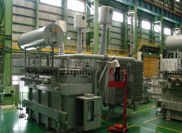 变压器下面为什么要铺石子？