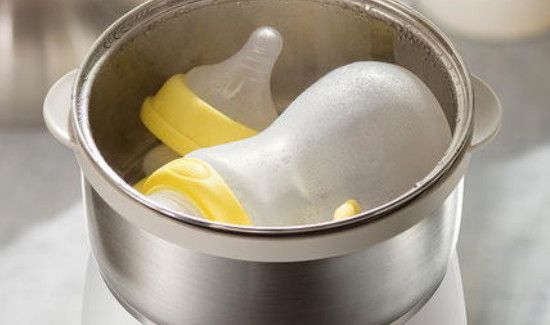 煮奶瓶是开水放还是冷水放