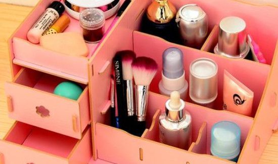 化妆品放行李箱里可以托运吗