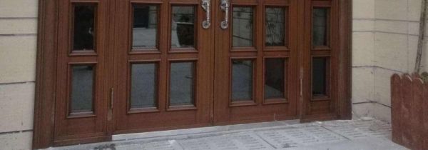 防门缝进水妙招