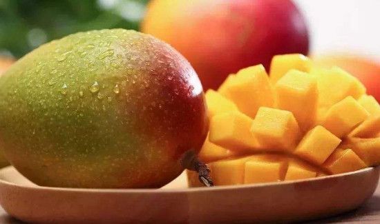 桃子和芒果能一起吃吗?