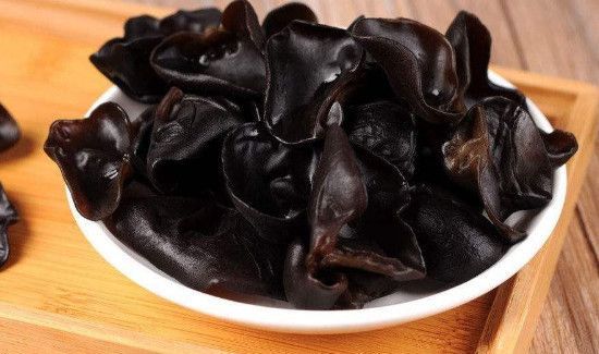 木耳煮熟了放冰箱冷冻还能吃吗?