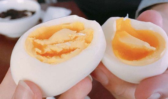 鸡蛋隔夜放冰箱可以吃吗