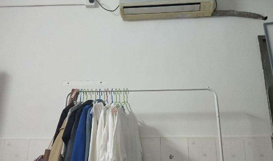 湿衣服在空调屋干的快吗