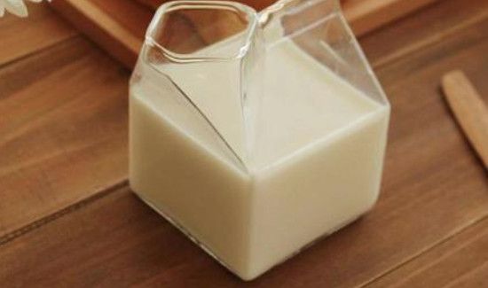 黄桃可以和牛奶榨汁吗