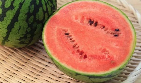西瓜和蜂蜜能一起吃吗