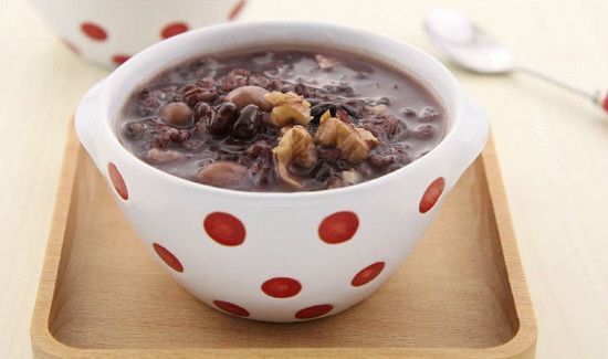 煮杂粮粥要泡一夜吗