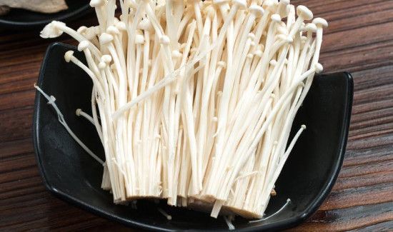 金针菇放冰箱变黄了还能吃吗