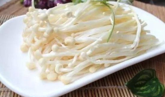 金针菇放冰箱变黄了还能吃吗