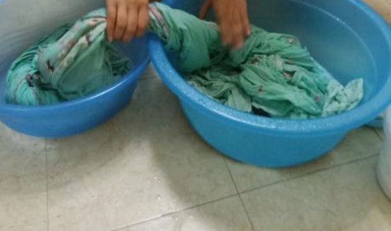 红酒能洗掉衣服上的油渍吗