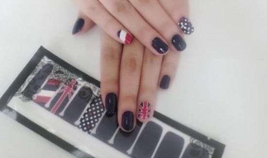 指甲胶没有烤灯怎么弄干