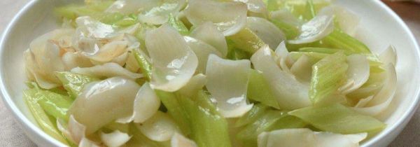 炒百合用不用开水焯一下