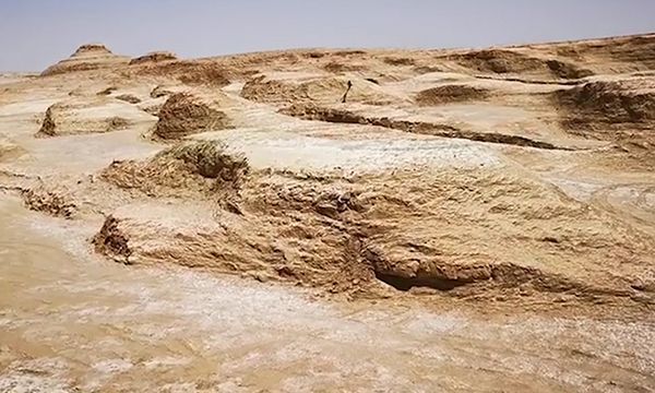 柴达木盆地位于哪个高原