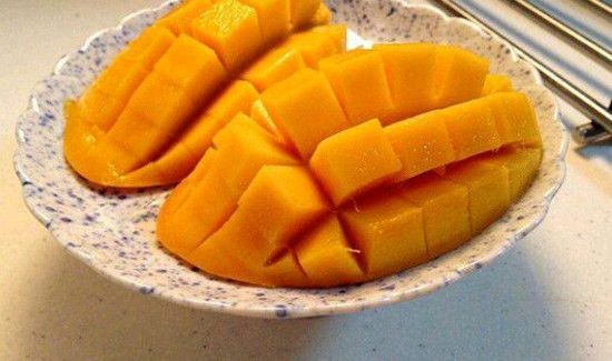 芒果切开放冰箱第二天还能吃吗