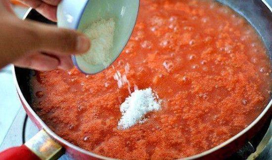 西红柿怎样熬制酱不坏