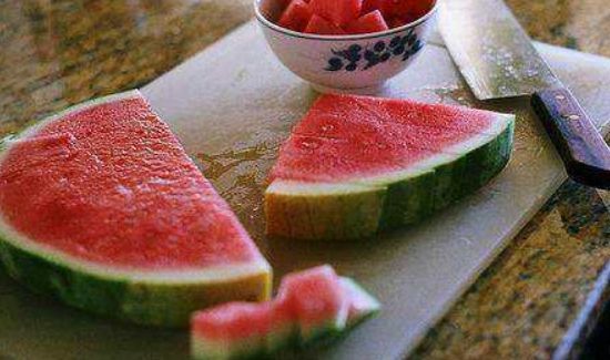 开了的西瓜在冰箱可以放多久