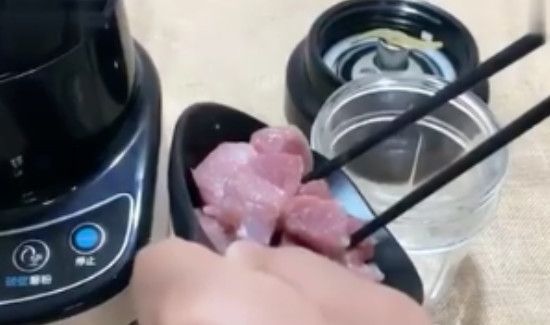 破壁机能打肉馅吗