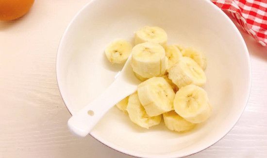 香蕉去皮冷冻后能吃吗