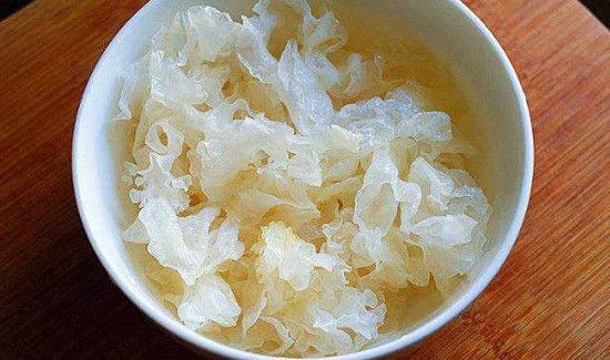 银耳泡发一晚上第二天煮可以吗