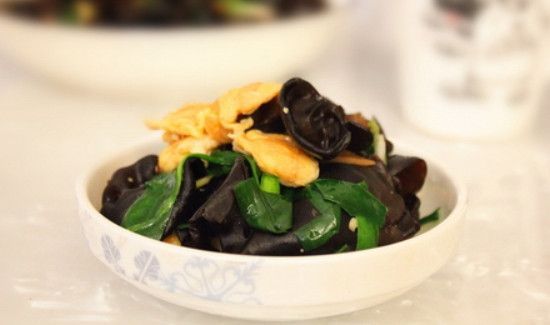 木耳韭菜鸡蛋能一起吃吗