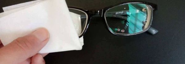 眼镜发黄了用什么清洗