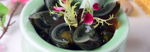 牛奶和皮蛋可以同时食用吗