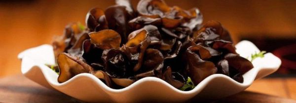 木耳用开水烫多久能吃