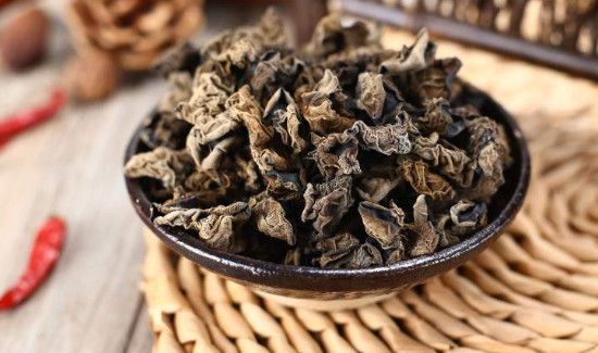 木耳用开水烫多久能吃