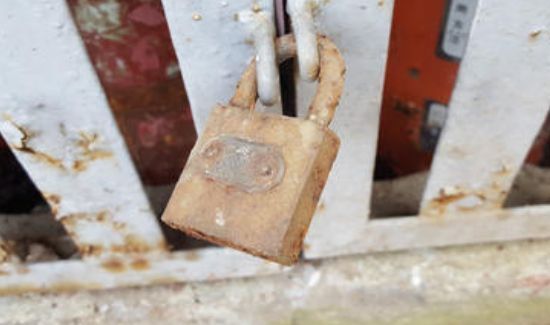 锁子生锈了打不开怎么办?