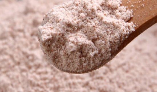 面粉里面有白色的小虫还可以吃吗