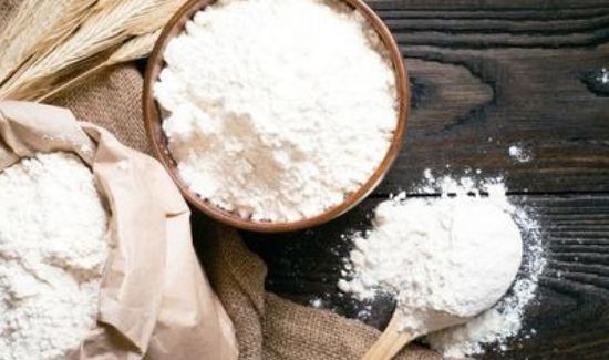 面粉里面有白色的小虫还可以吃吗