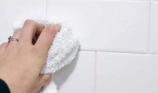 白墙发霉了有什么方法可以去除吗